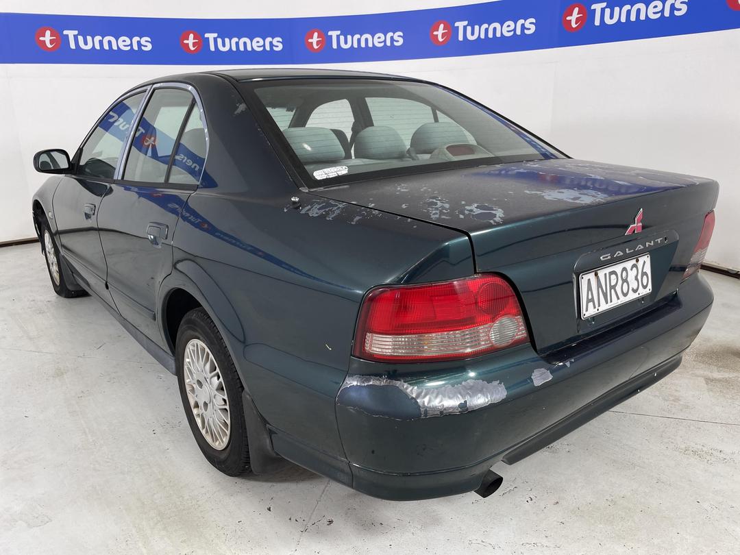 Photo '4' of Mitsubishi Galant GLS