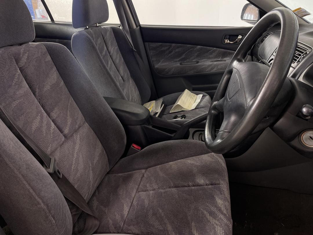 Photo '14' of Mitsubishi Galant GLS