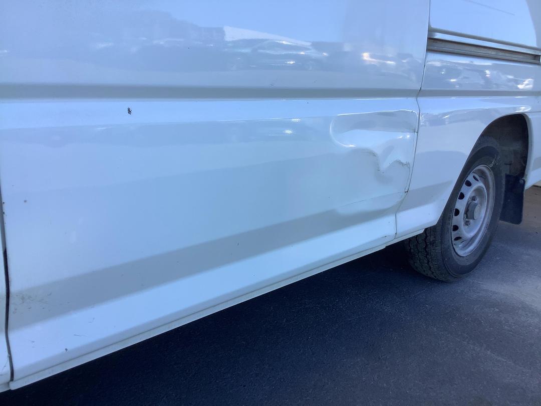 Photo '2' of Mitsubishi L300 LWB