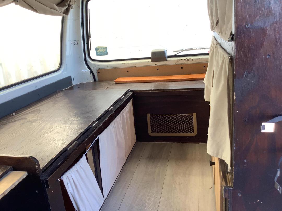 Photo '6' of Mitsubishi L300 LWB