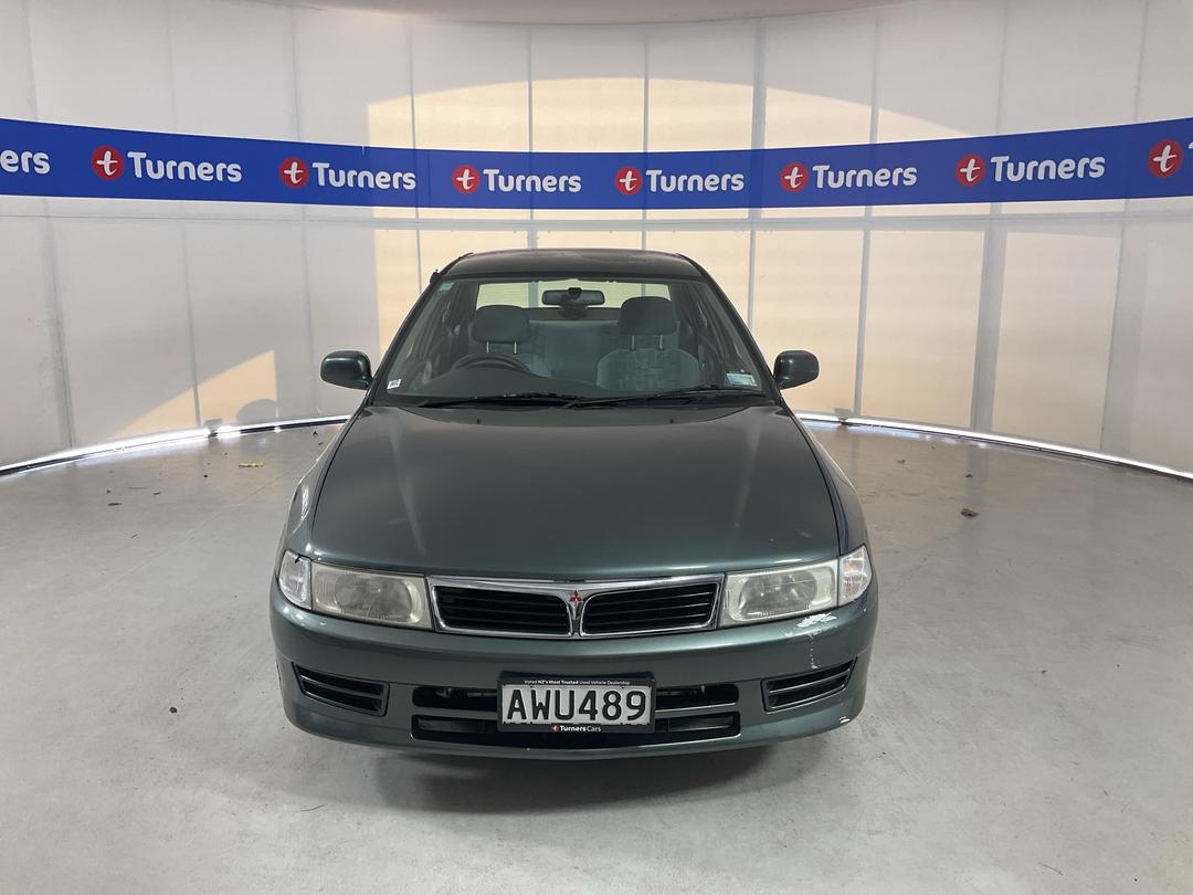 Photo '2' of Mitsubishi Lancer