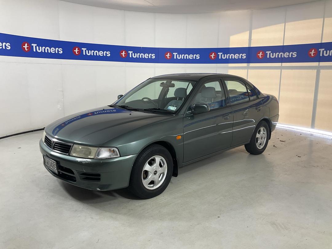 Photo '4' of Mitsubishi Lancer