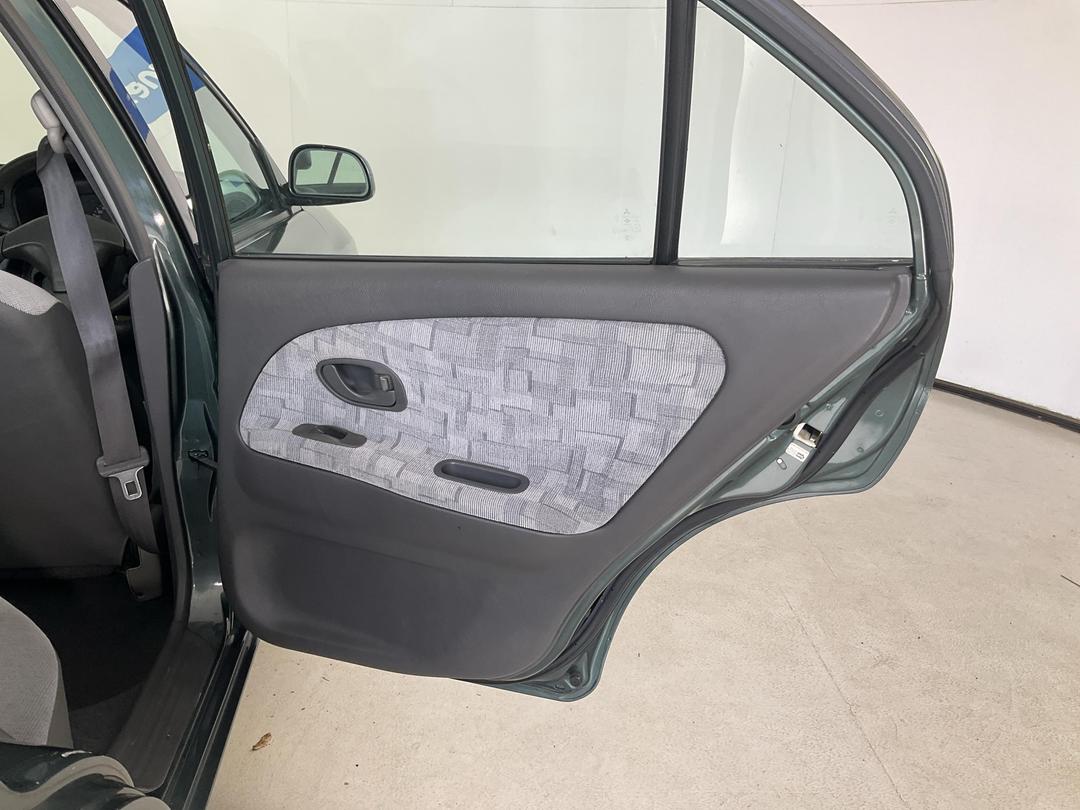 Photo '19' of Mitsubishi Lancer