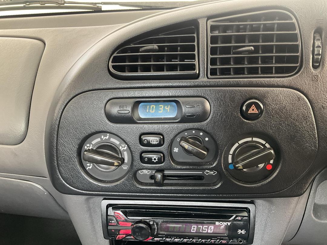 Photo '26' of Mitsubishi Lancer