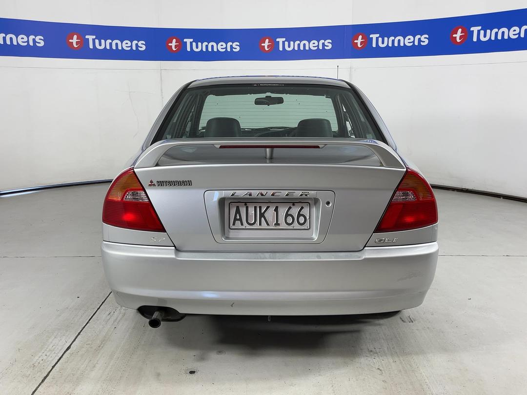 Photo '6' of Mitsubishi Lancer