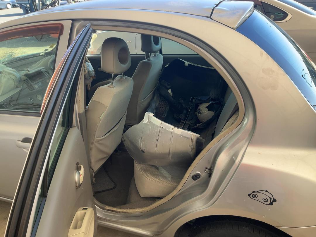 Photo '8' of Nissan March