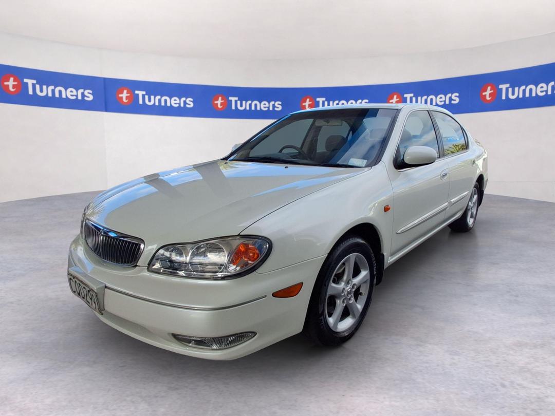 Photo '4' of Nissan Maxima