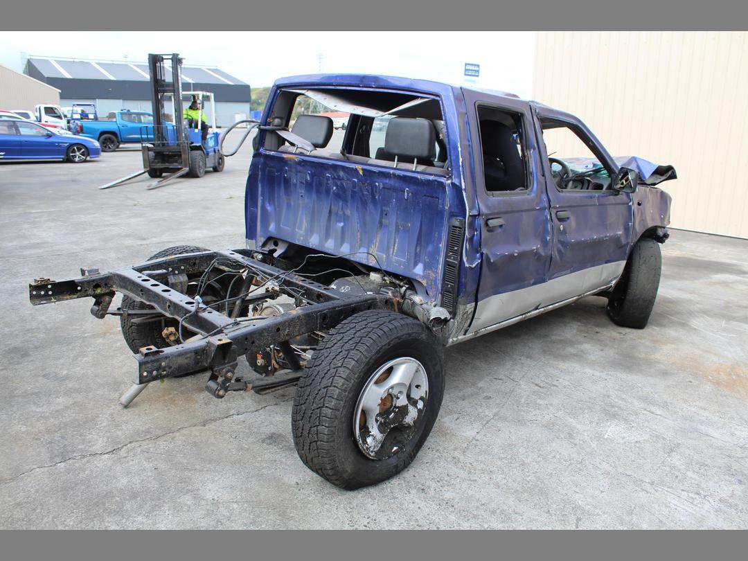 Photo '7' of Nissan Navara D/C W/S Vent Photo '7' of Nissan Navara D/C W/S Vent