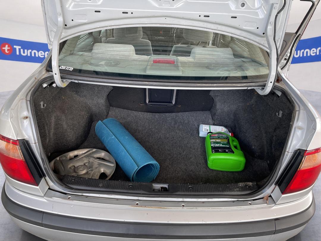 Photo '12' of Nissan Pulsar LX