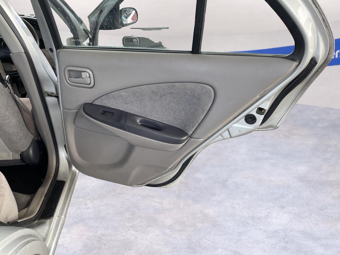 Photo '17' of Nissan Pulsar LX