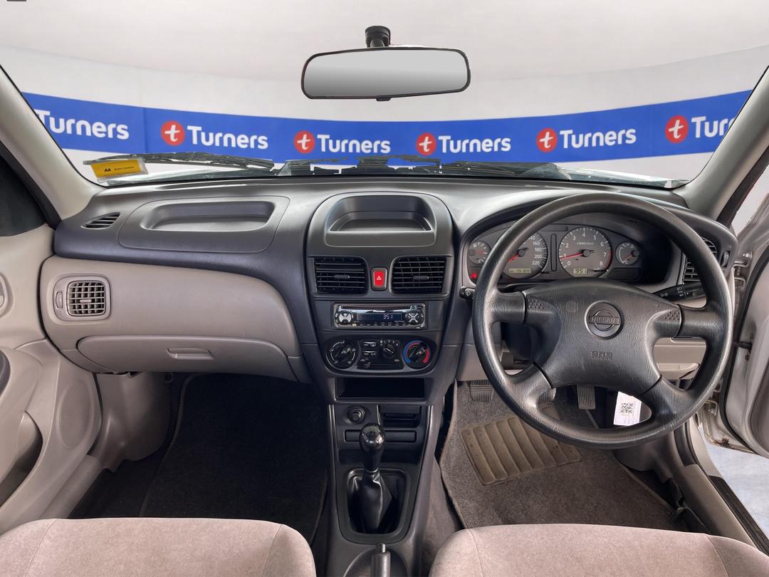 Photo '15' of Nissan Pulsar LX