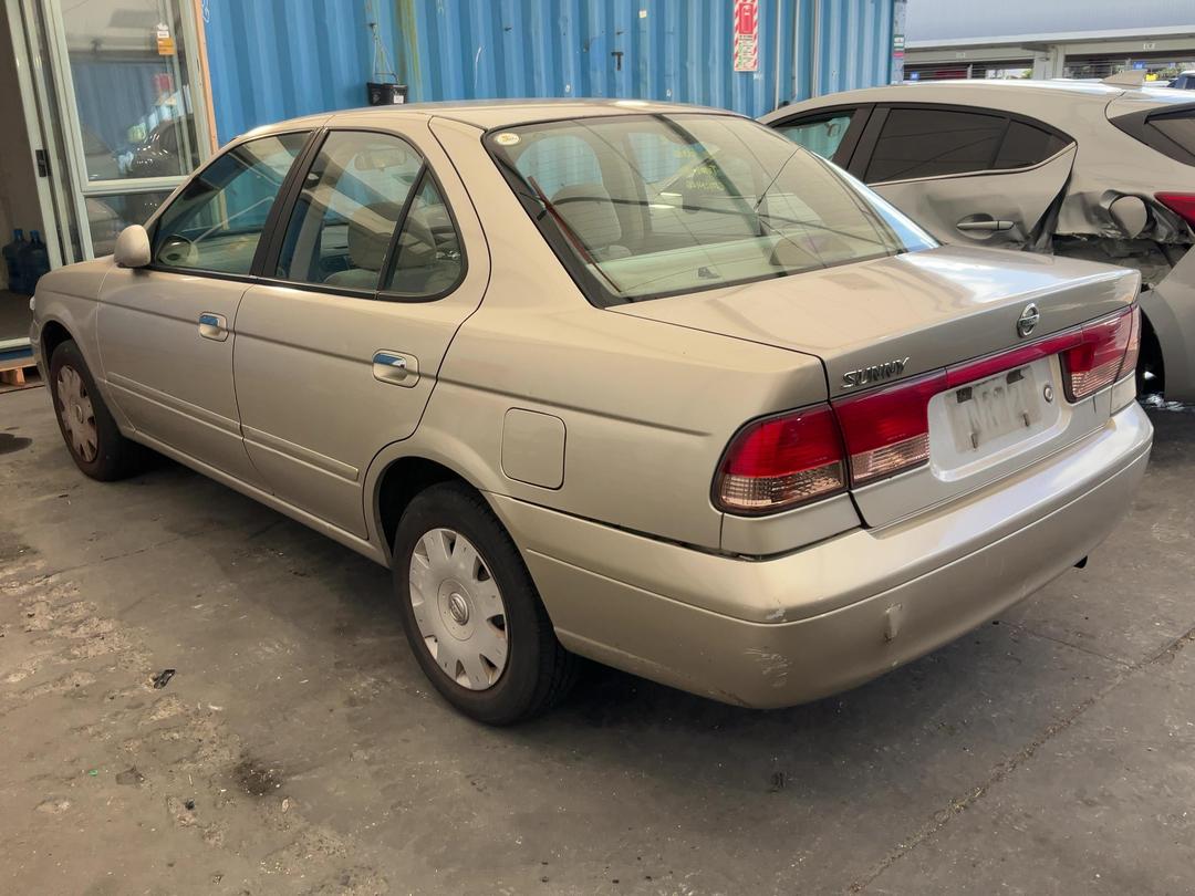 Photo '4' of Nissan Sunny