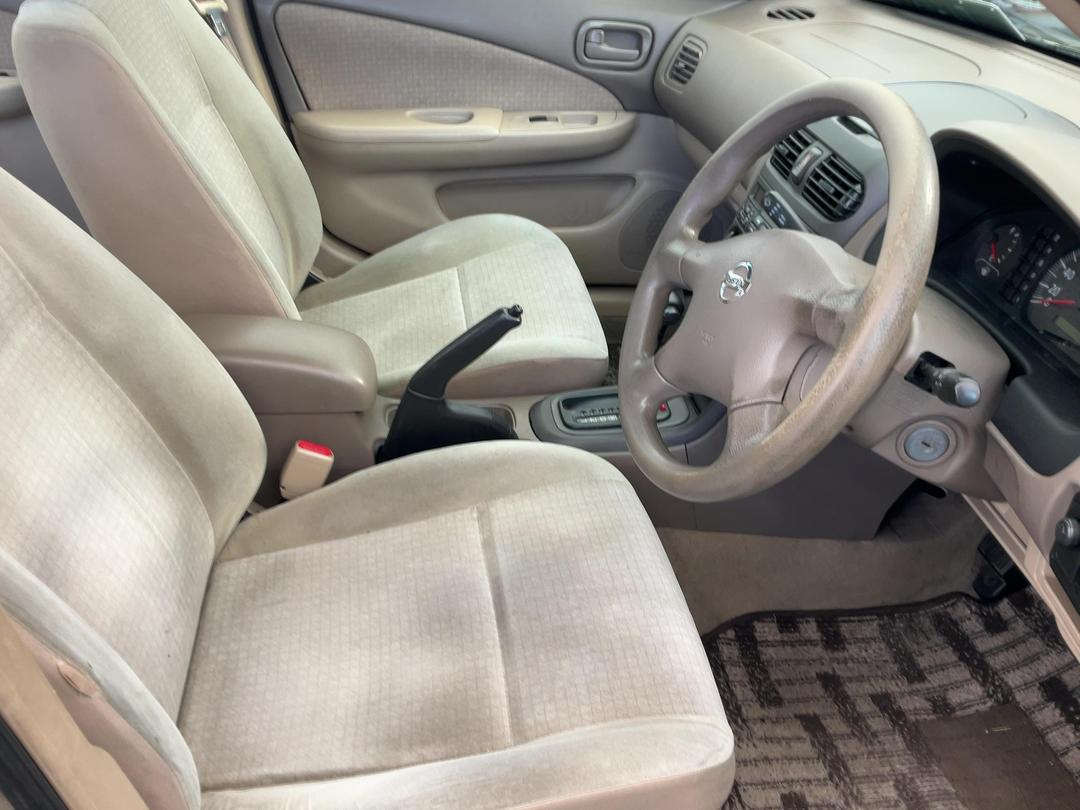 Photo '9' of Nissan Sunny