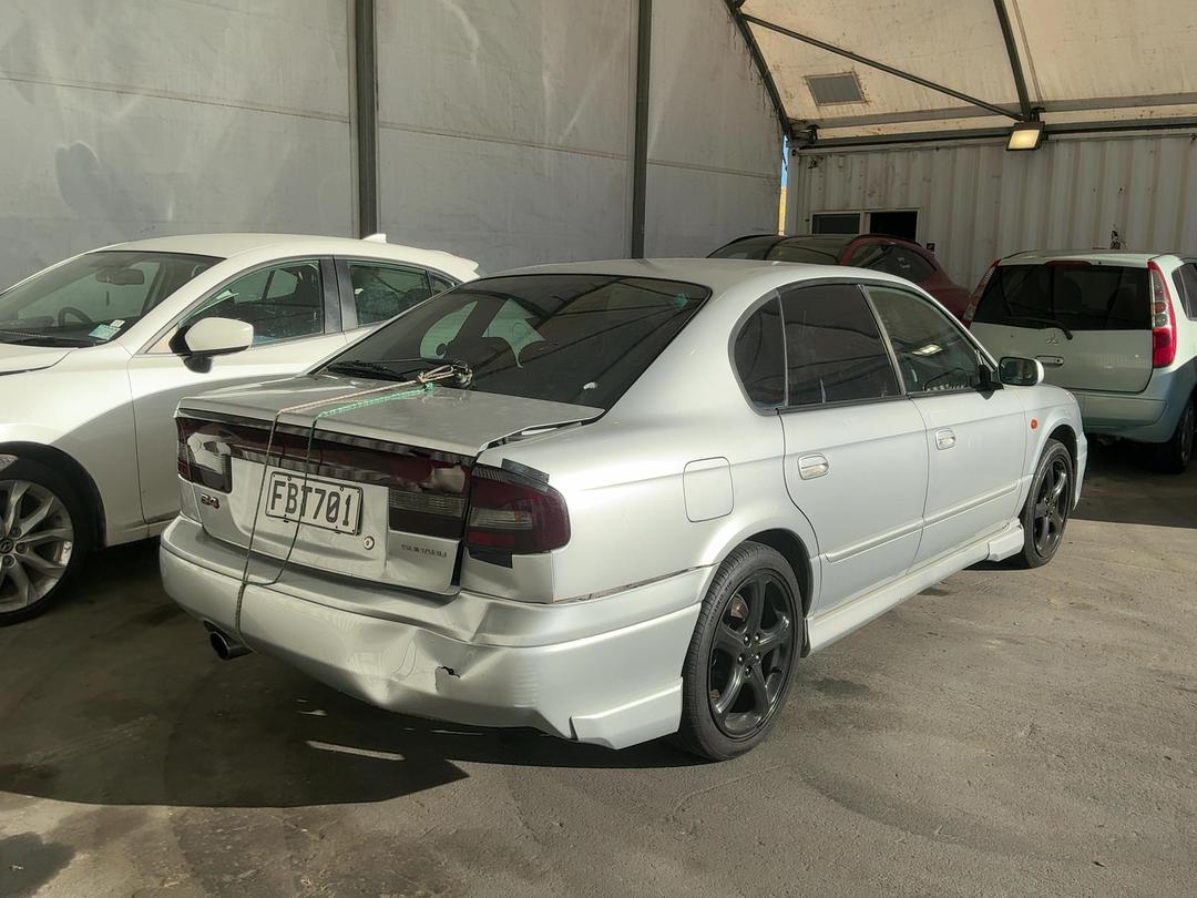 Photo '3' of Subaru Legacy Photo '3' of Subaru Legacy
