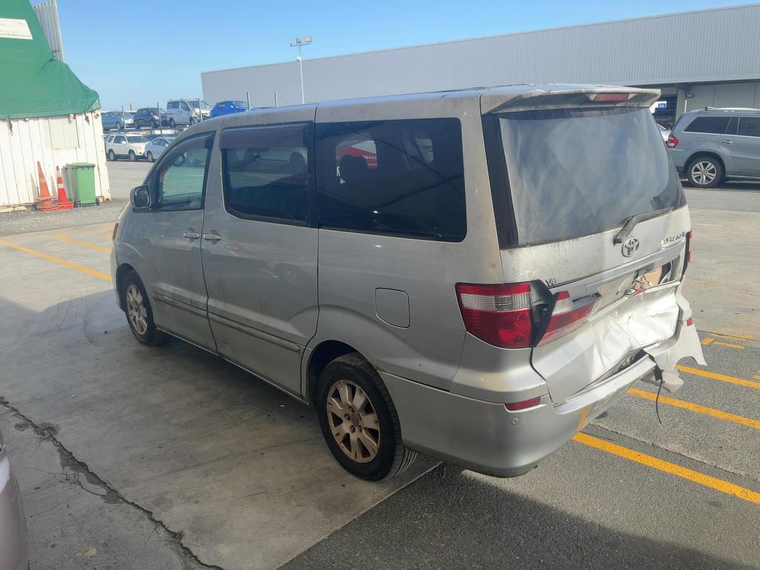 Photo '9' of Toyota Alphard V