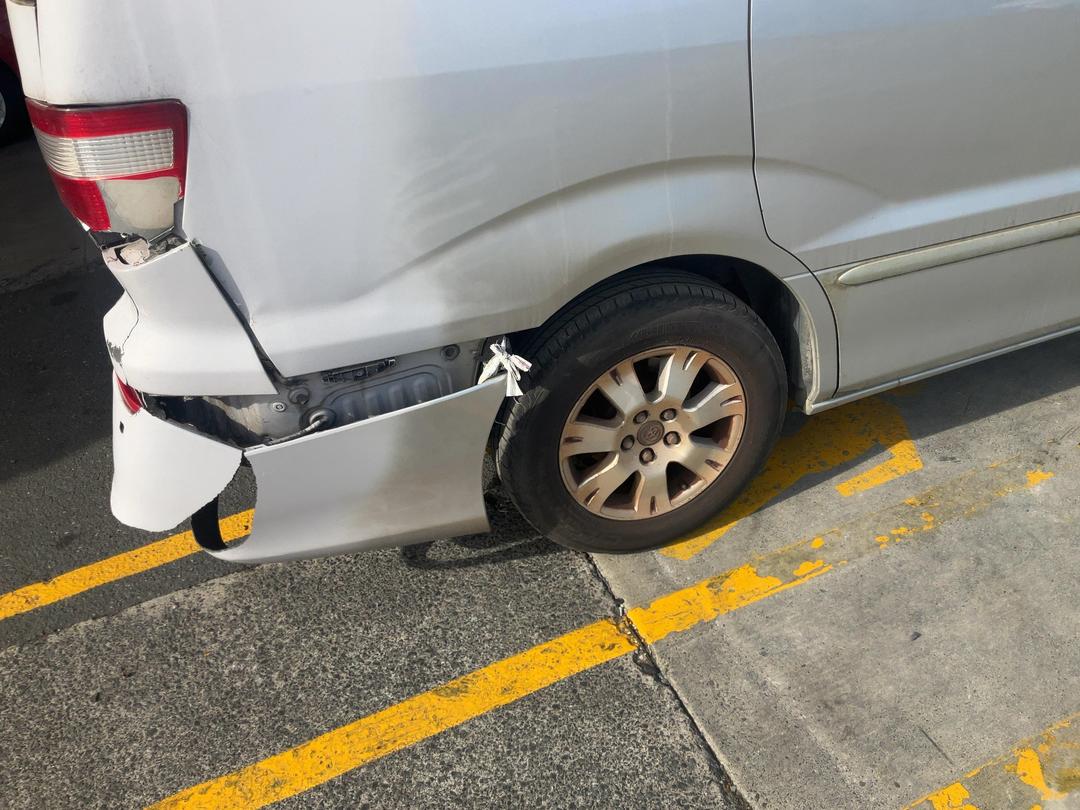 Photo '13' of Toyota Alphard V