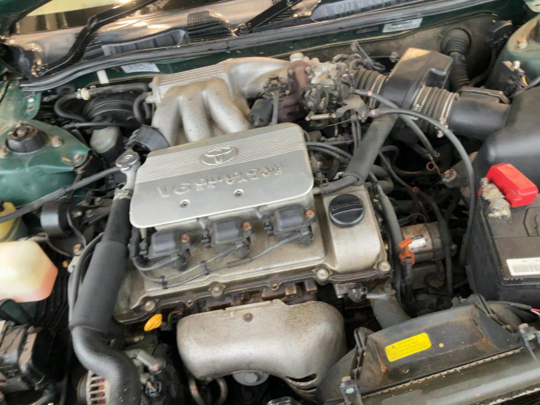 Photo '9' of Toyota Camry GL