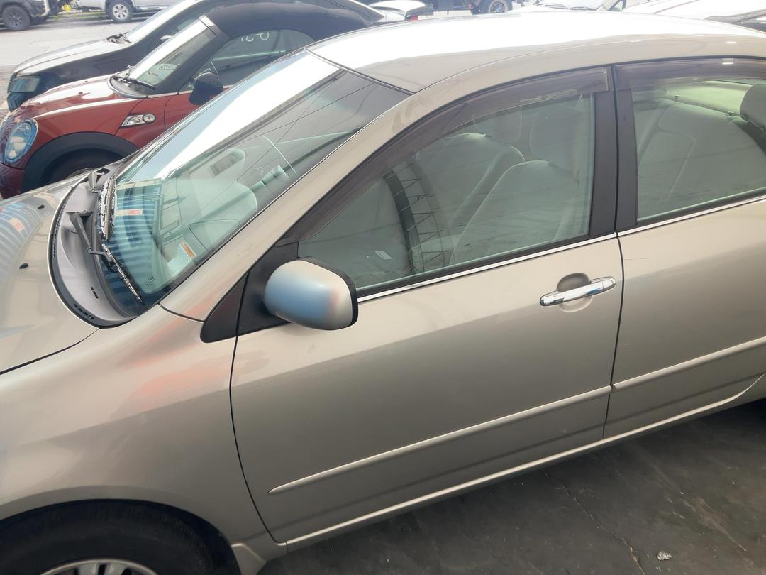 Photo '8' of Toyota Corolla