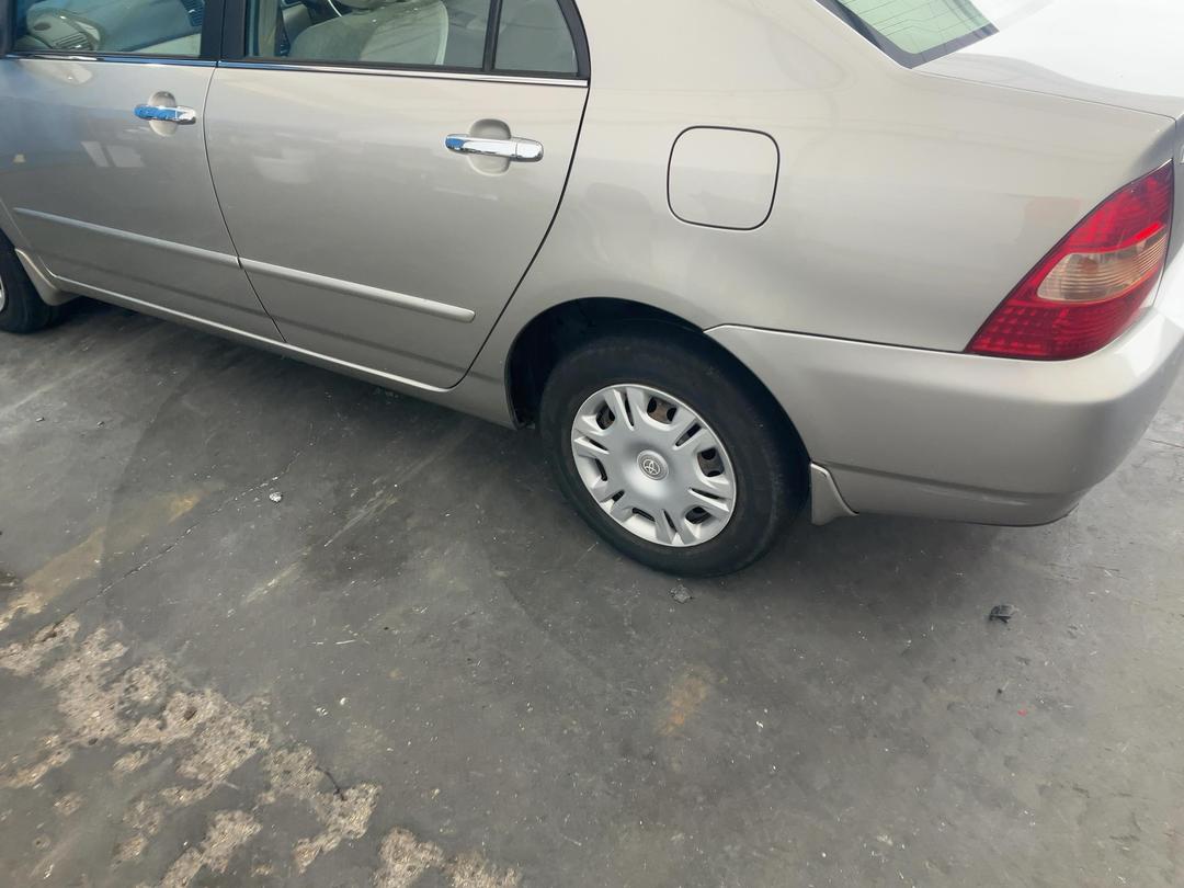 Photo '10' of Toyota Corolla