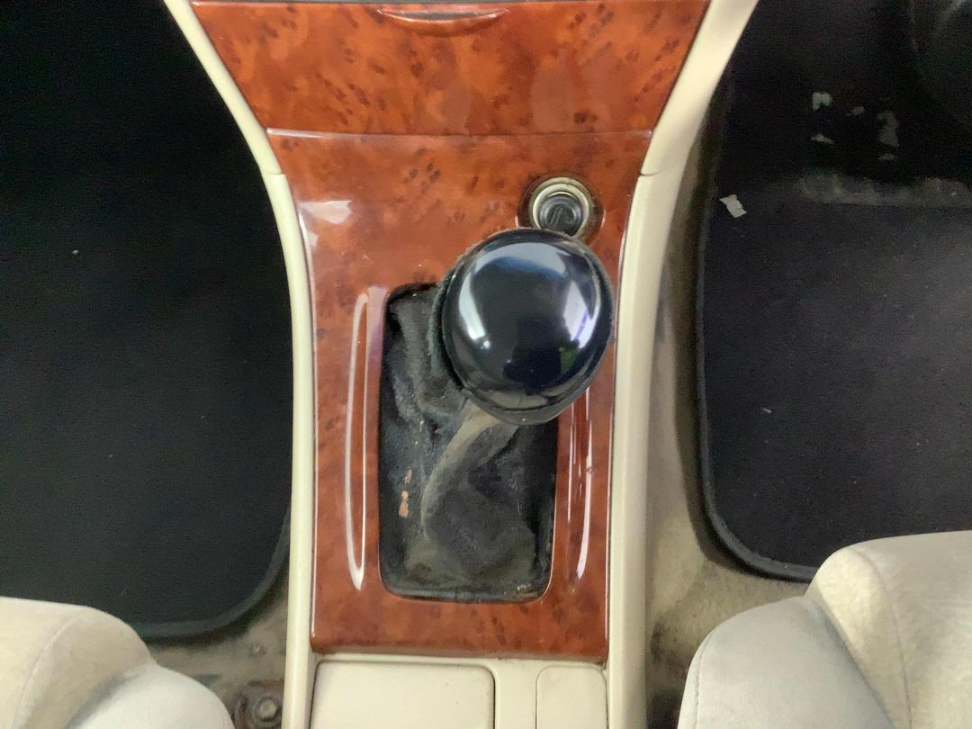 Photo '18' of Toyota Corolla