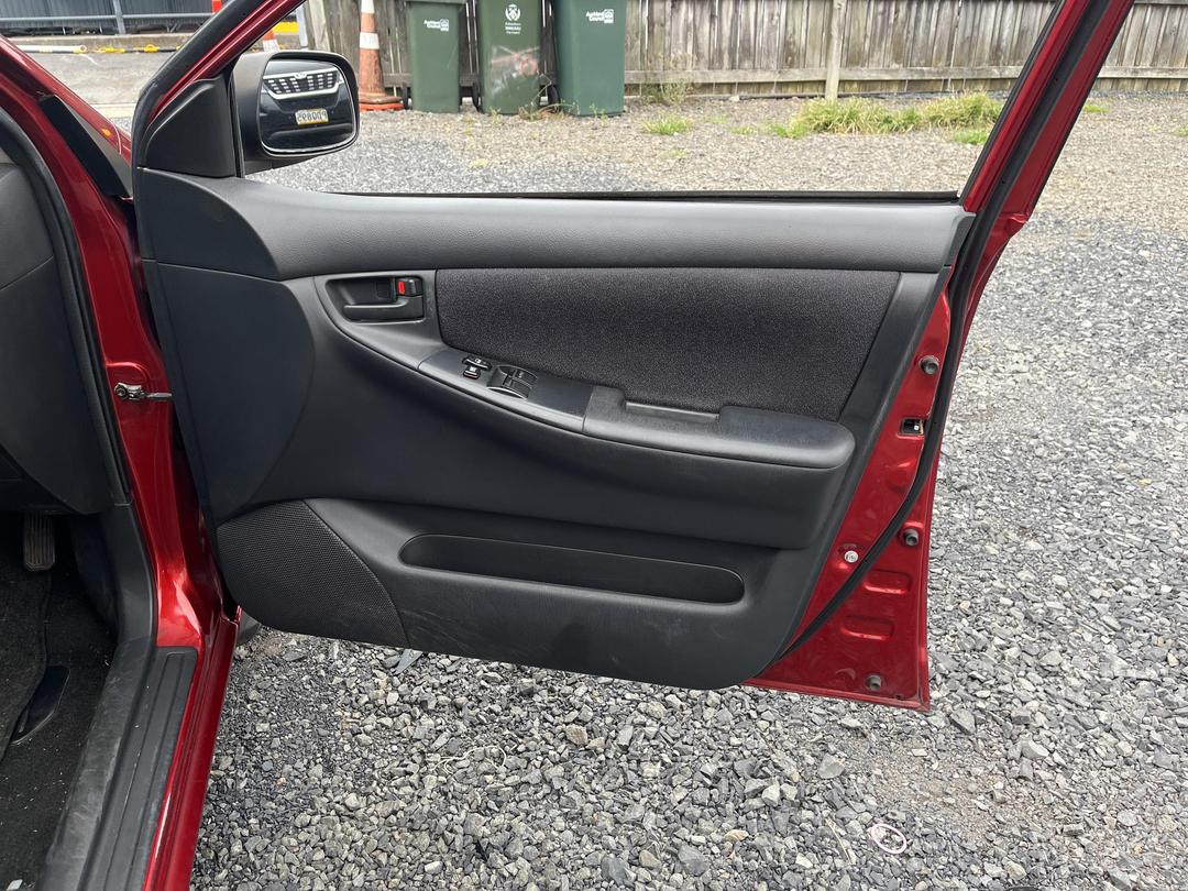 Photo '13' of Toyota Corolla GL