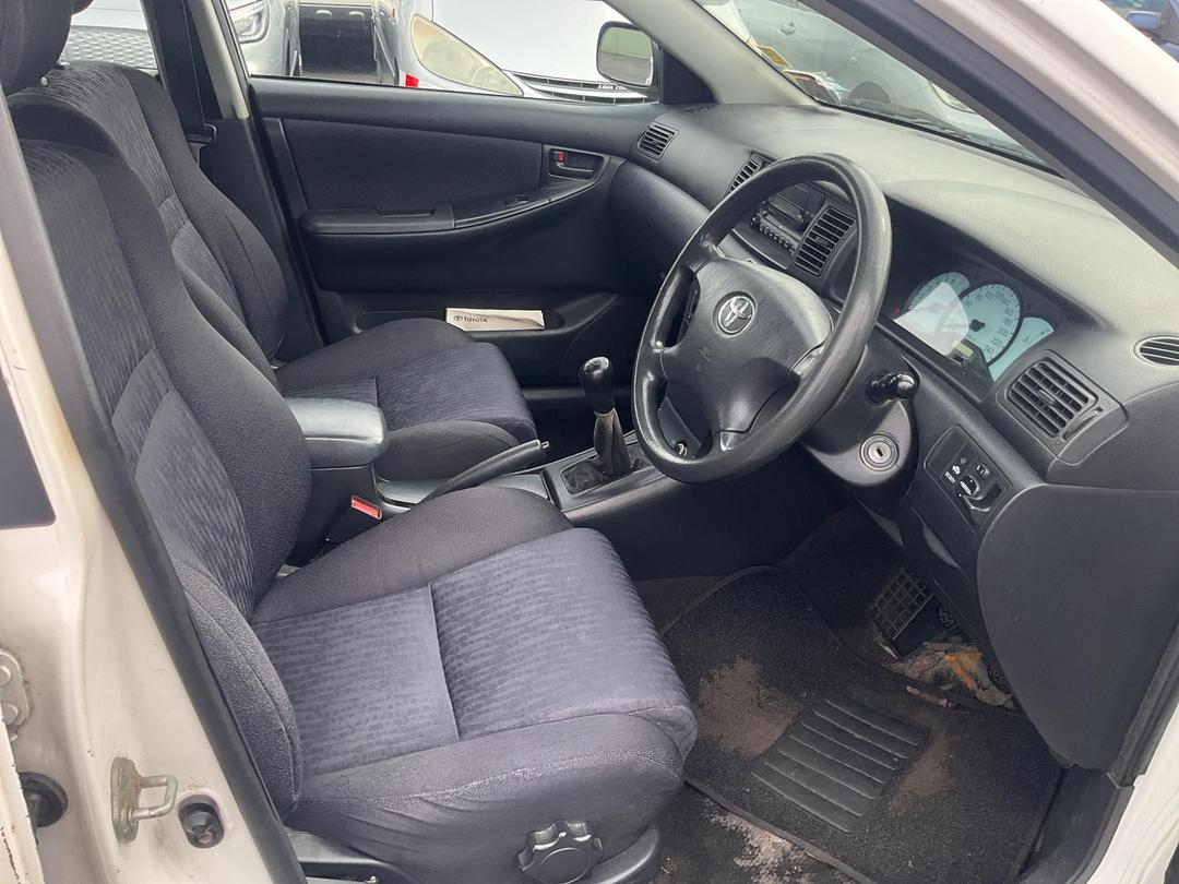 Photo '14' of Toyota Corolla GL