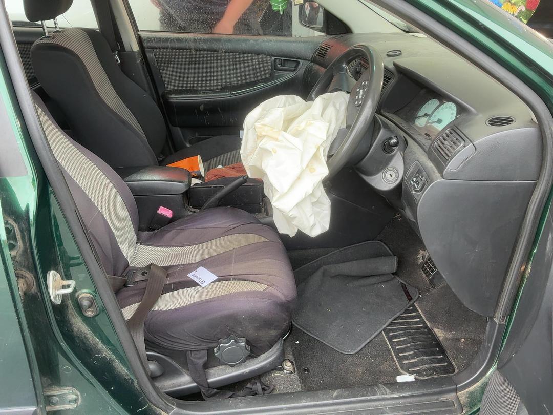 Photo '15' of Toyota Corolla GL Photo '15' of Toyota Corolla GL