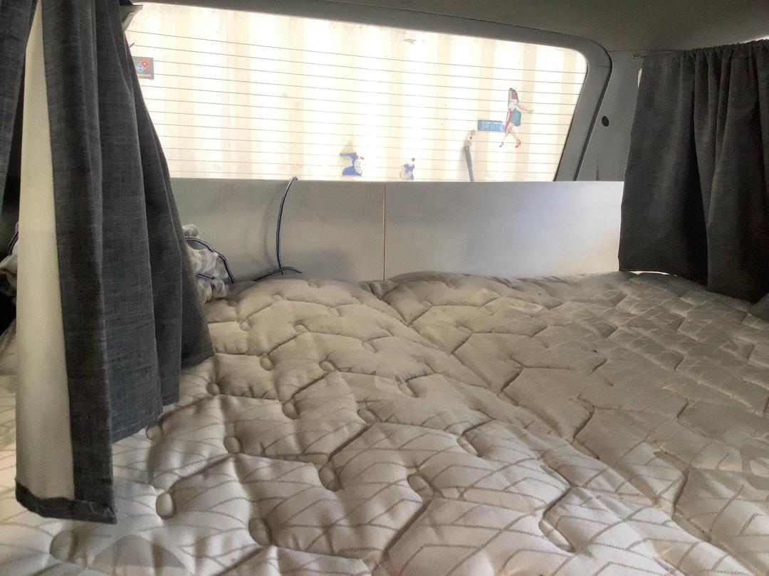 Photo '9' of Toyota Estima Aeras