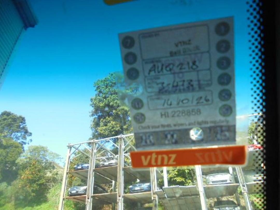 Photo '6' of Toyota Hiace ZR Photo '6' of Toyota Hiace ZR