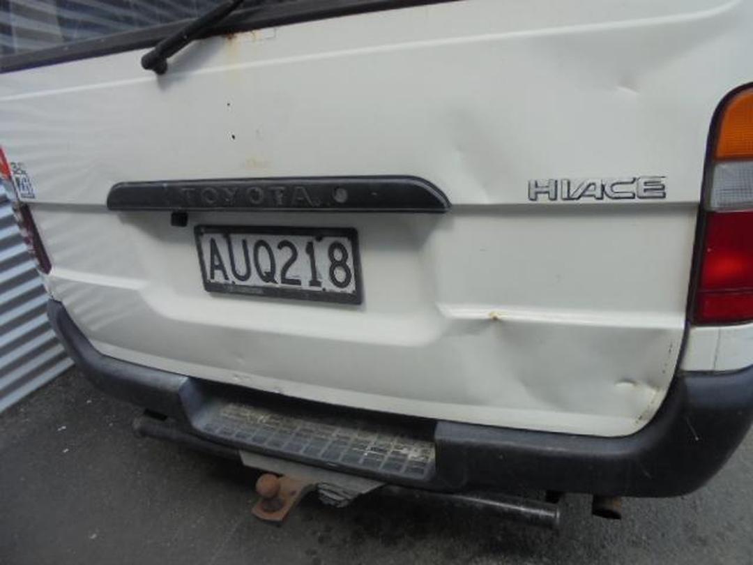 Photo '15' of Toyota Hiace ZR Photo '15' of Toyota Hiace ZR