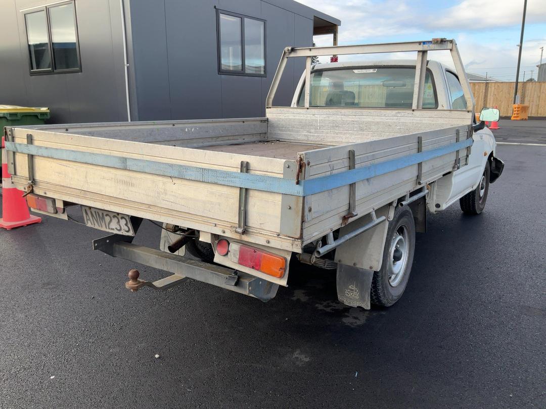 Photo '2' of Toyota Hilux S/C C/C