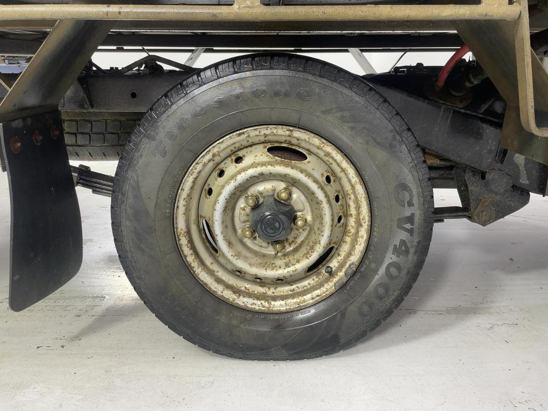Photo '12' of Toyota Hilux