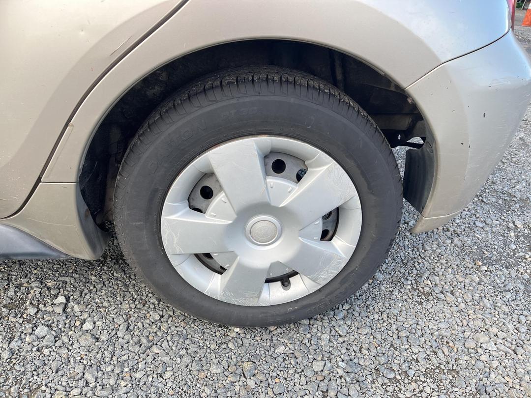 Photo '9' of Toyota IST