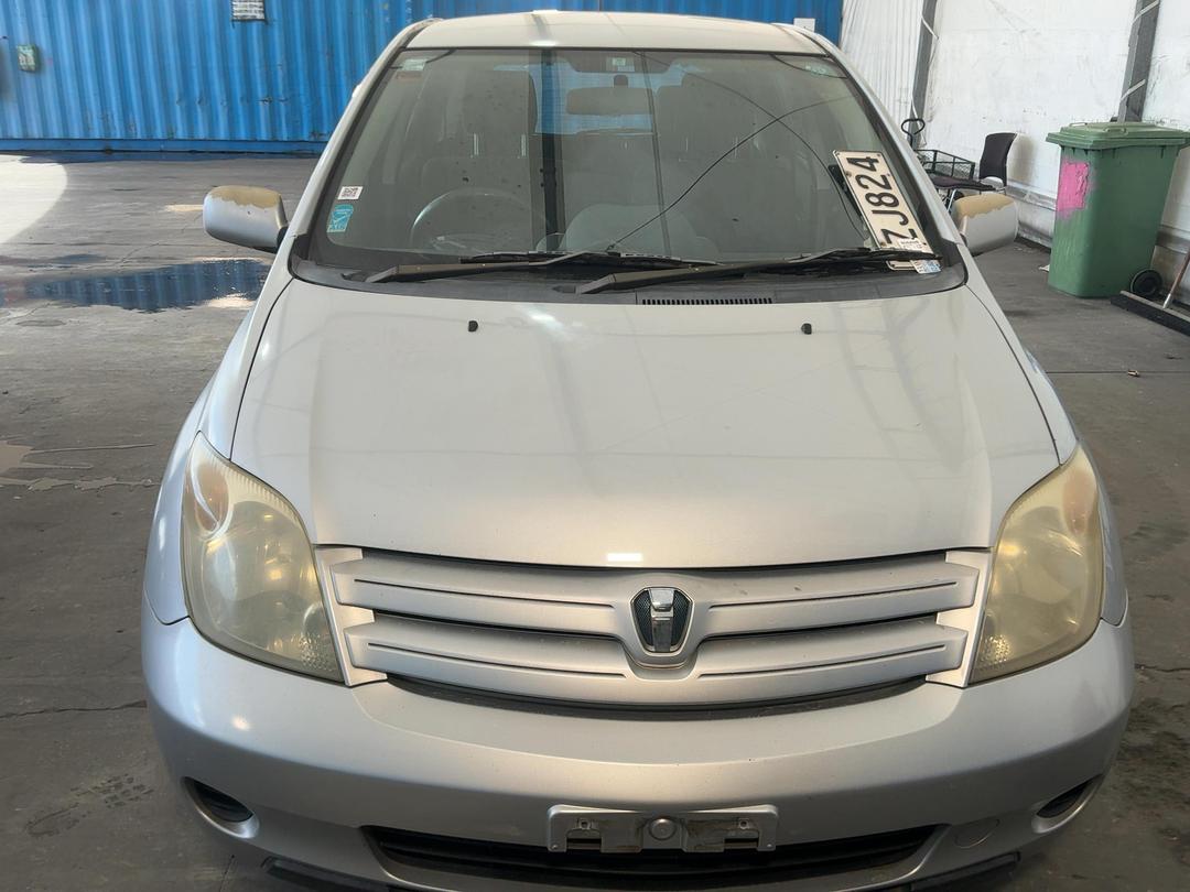 Photo '2' of Toyota IST Photo '2' of Toyota IST