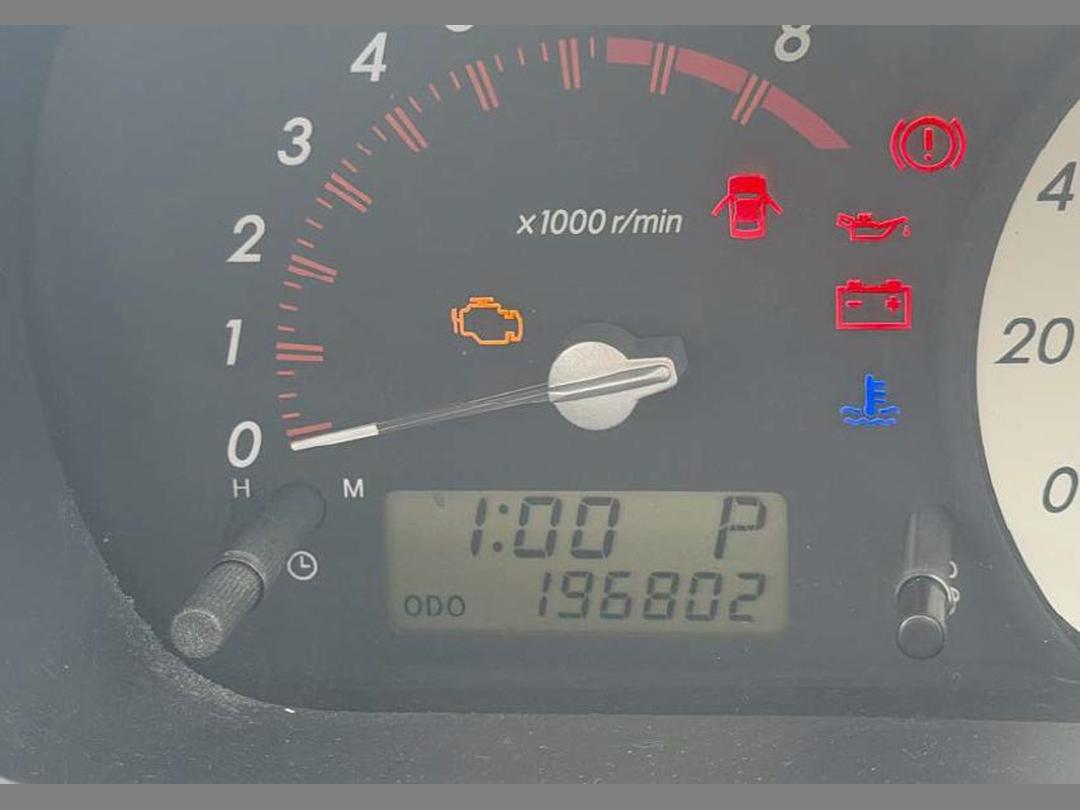 Photo '11' of Toyota IST Photo '11' of Toyota IST