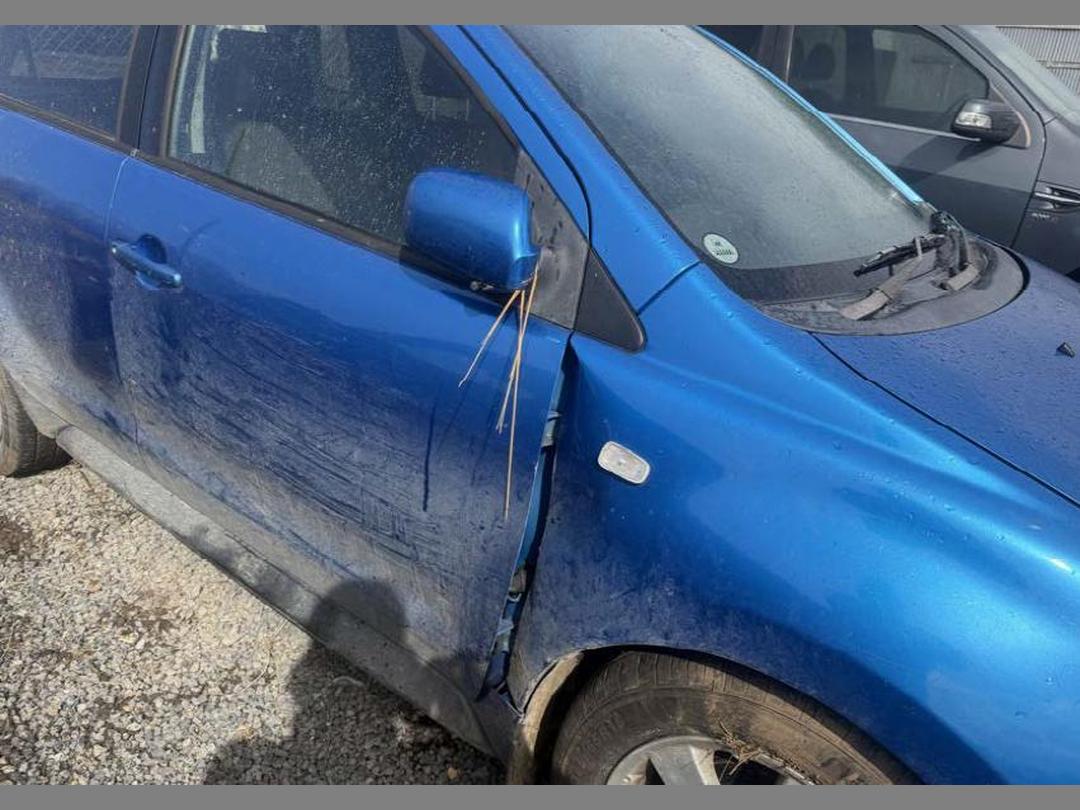 Photo '21' of Toyota IST Photo '21' of Toyota IST