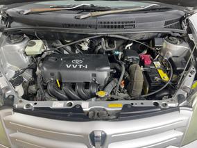 Photo '13' of Toyota IST