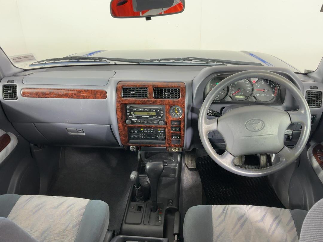 Photo '17' of Toyota Landcruiser Prado