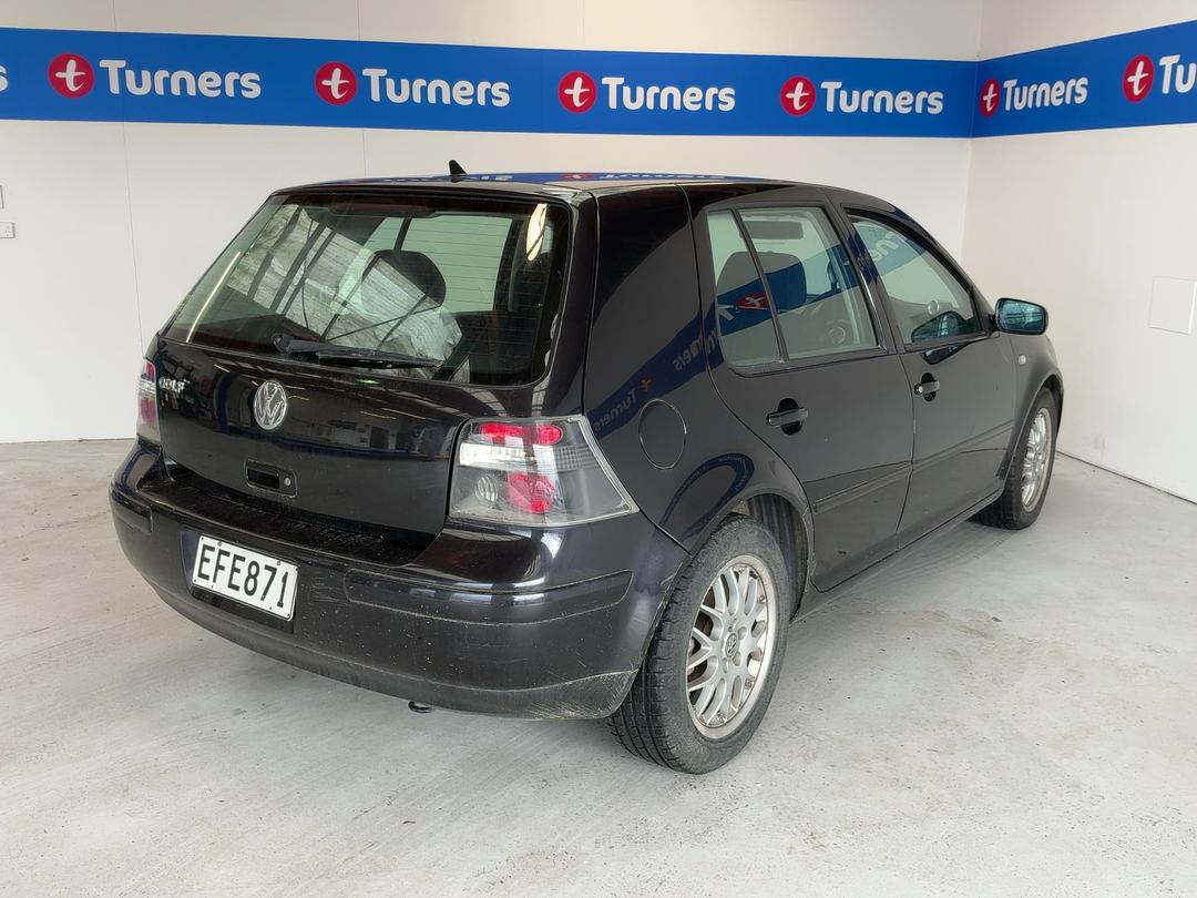 Photo '6' of Volkswagen Golf Photo '6' of Volkswagen Golf