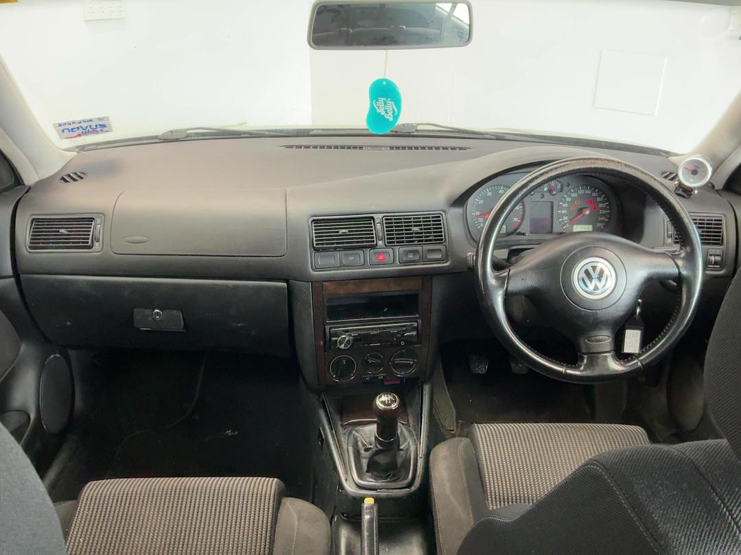 Photo '15' of Volkswagen Golf Photo '15' of Volkswagen Golf