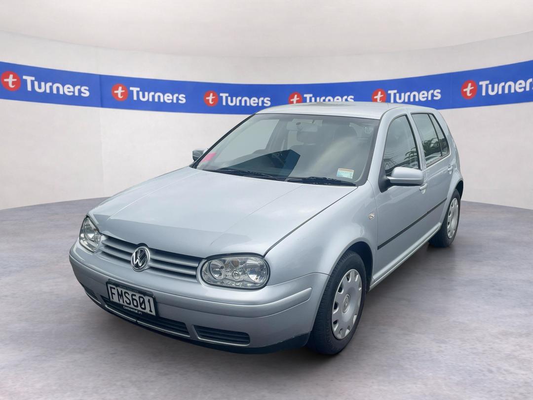 Photo '3' of Volkswagen Golf Photo '3' of Volkswagen Golf