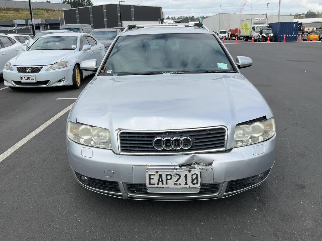 Photo '2' of Audi A4 Avant 2.0 Photo '2' of Audi A4 Avant 2.0