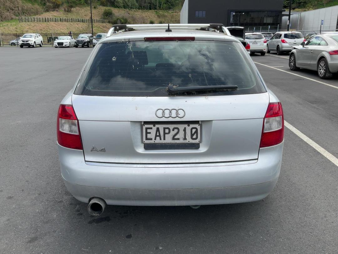 Photo '6' of Audi A4 Avant 2.0 Photo '6' of Audi A4 Avant 2.0