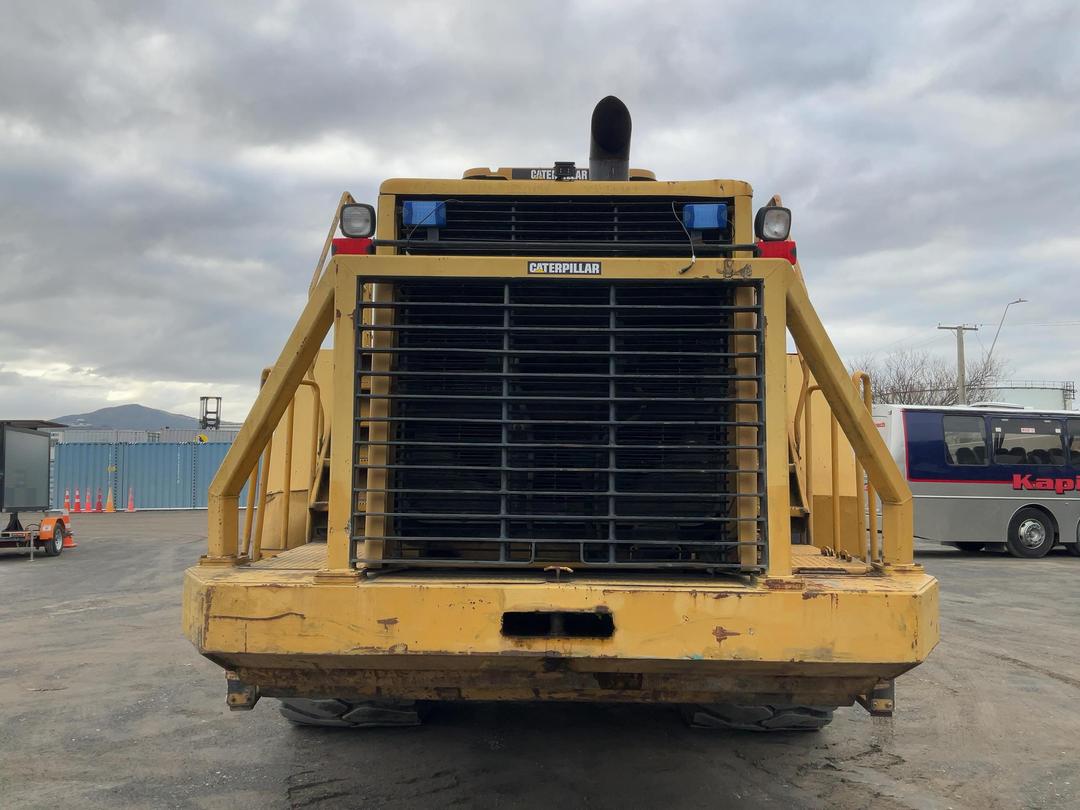Photo '5' of Caterpillar 988G Log Loader