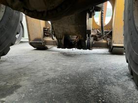 Photo '47' of Caterpillar 988G Log Loader