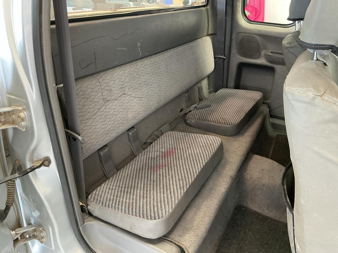 Photo '20' of Ford Courier