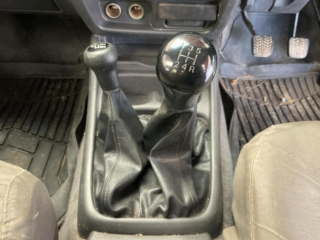 Photo '23' of Ford Courier