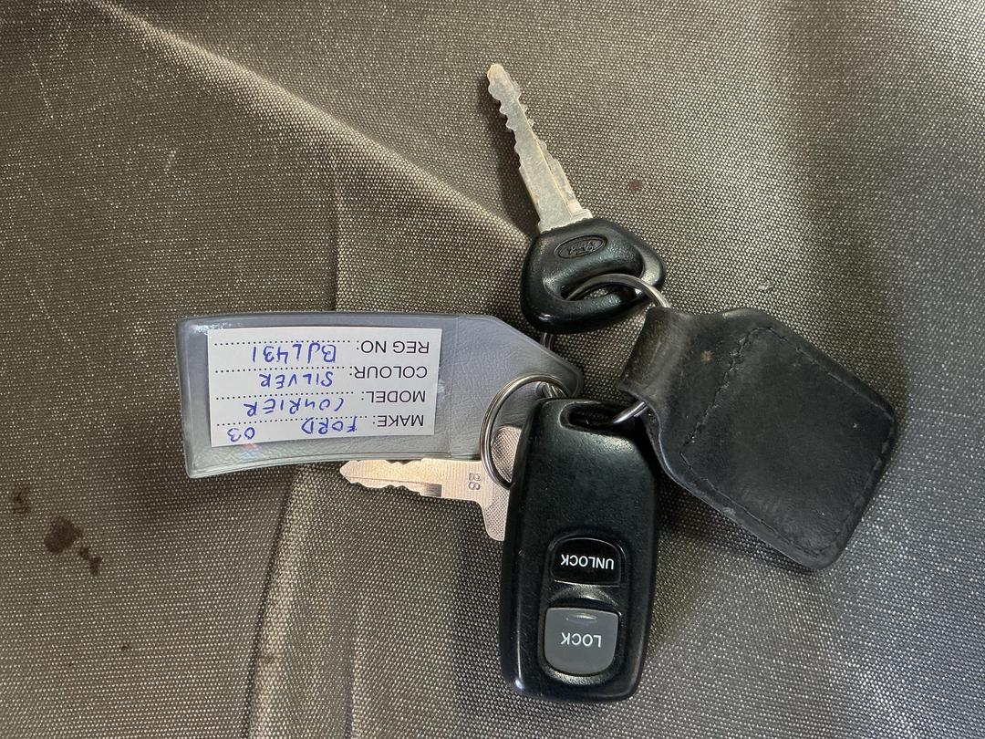 Photo '22' of Ford Courier