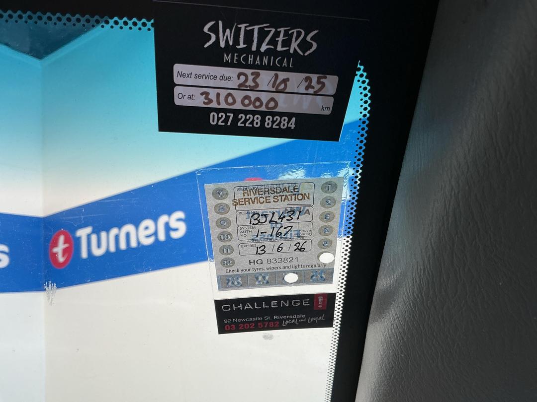 Photo '24' of Ford Courier