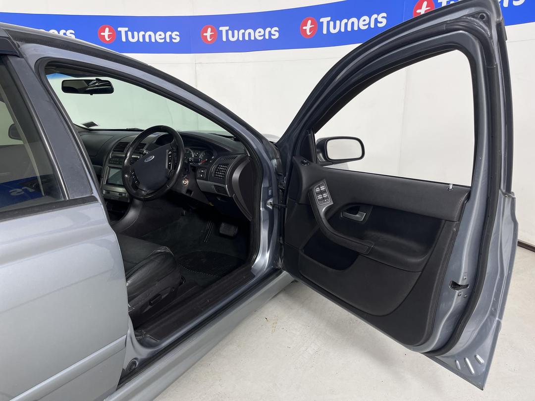 Photo '15' of Ford Falcon